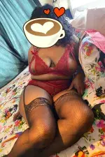 Scarlet of London  Photo 2